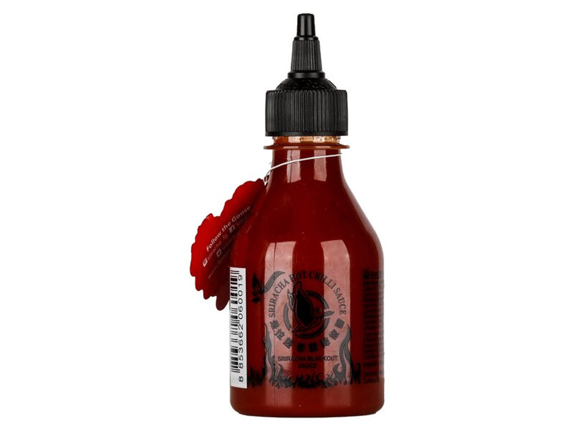 Sriracha Black Out extra csípős chili szósz