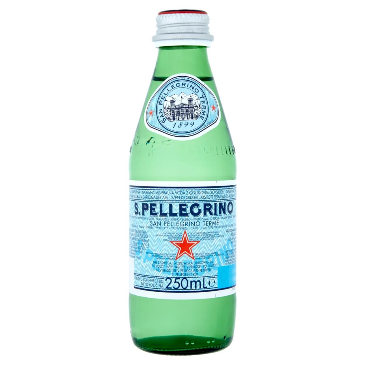 San Pellegrino szén-dioxiddal dúsított természetes ásványvíz