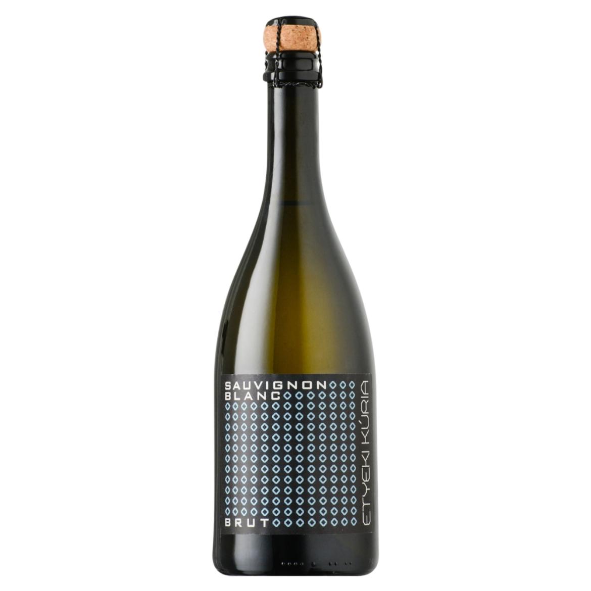 Etyeki Kúria Sauvignon Blanc Brut Pezsgő száraz fehér pezsgő 12% 0,75 l