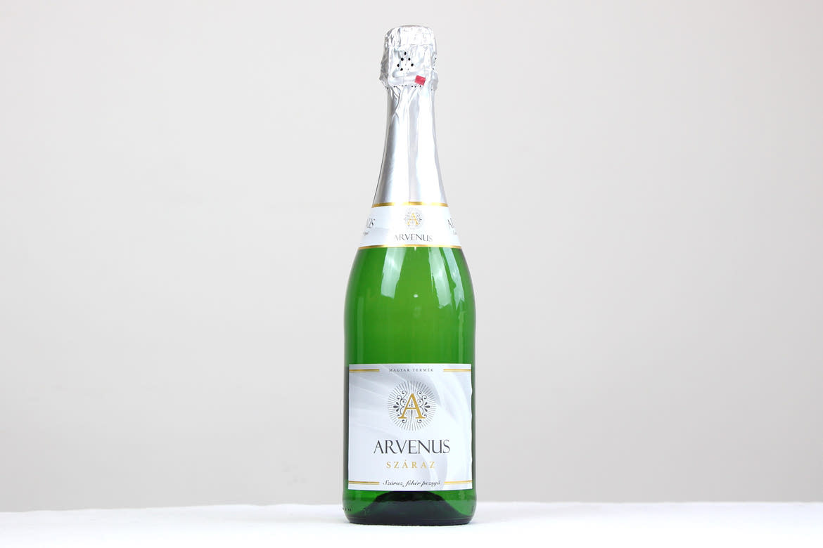 Arvenus, Száraz, fehér pezsgő 11%, 0,75 L