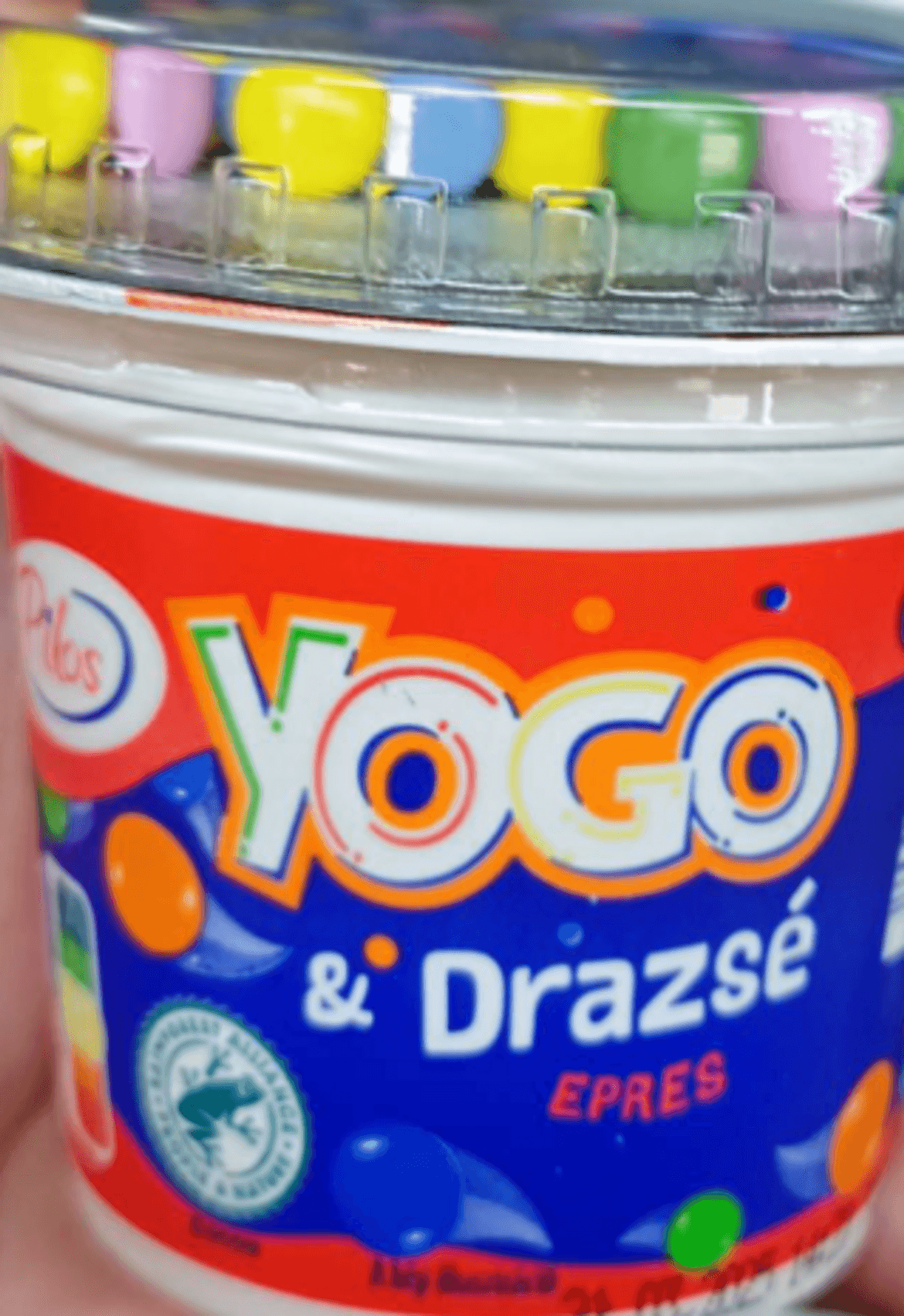 Pilos Joghurt drazséval eper, 135 g