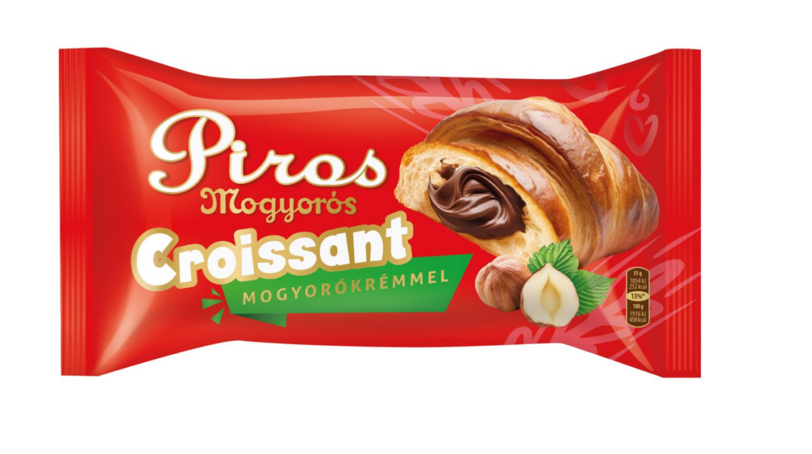 Piros Mogyorós croissant