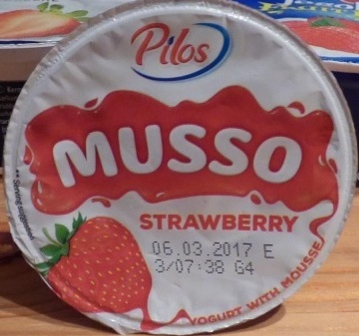 Pilos Musso tejes desszert habosított gyümölcskészítménnyel eper, 150 g