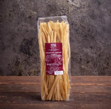 Fürjtojásos bazsalikomos tagliatelle