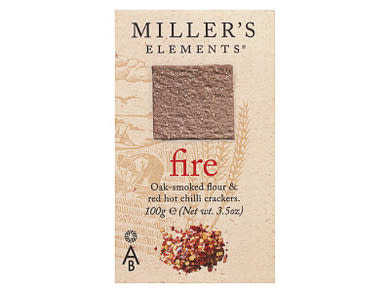 Miller's Elements Fire füstölt lisztből készült kréker keksz chilivel