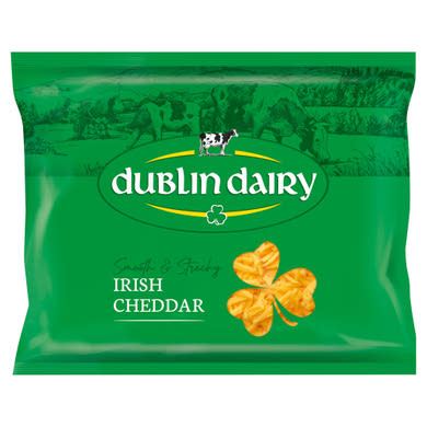 Cheddar Red zsíros, félkemény, oltós alvasztású érlelt reszelt sajt