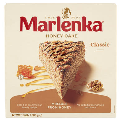 Marlenka mézes torta dióval