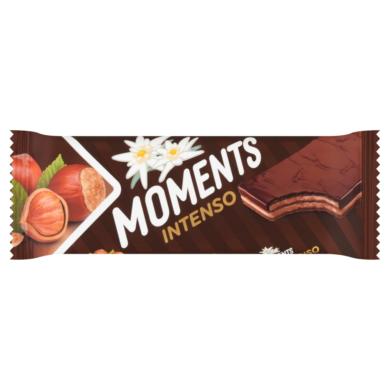 Moments Intenso mogyorós krémmel töltött kakaós ostyaszelet kakaós bevonómasszában