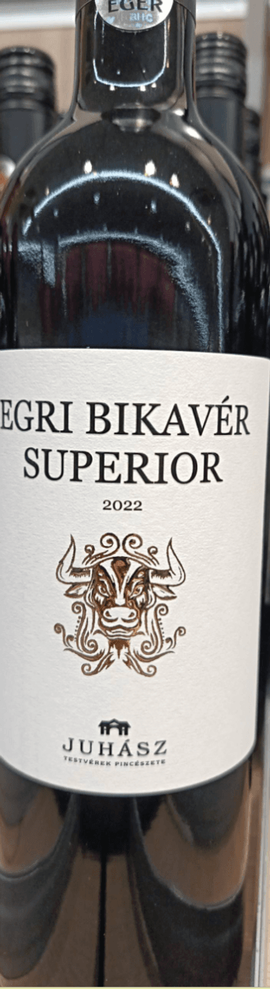 Juhász Egri Bikavér Superior száraz vörösbor 0,75 L